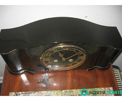 chomout zrcadlo ,krbové hodiny